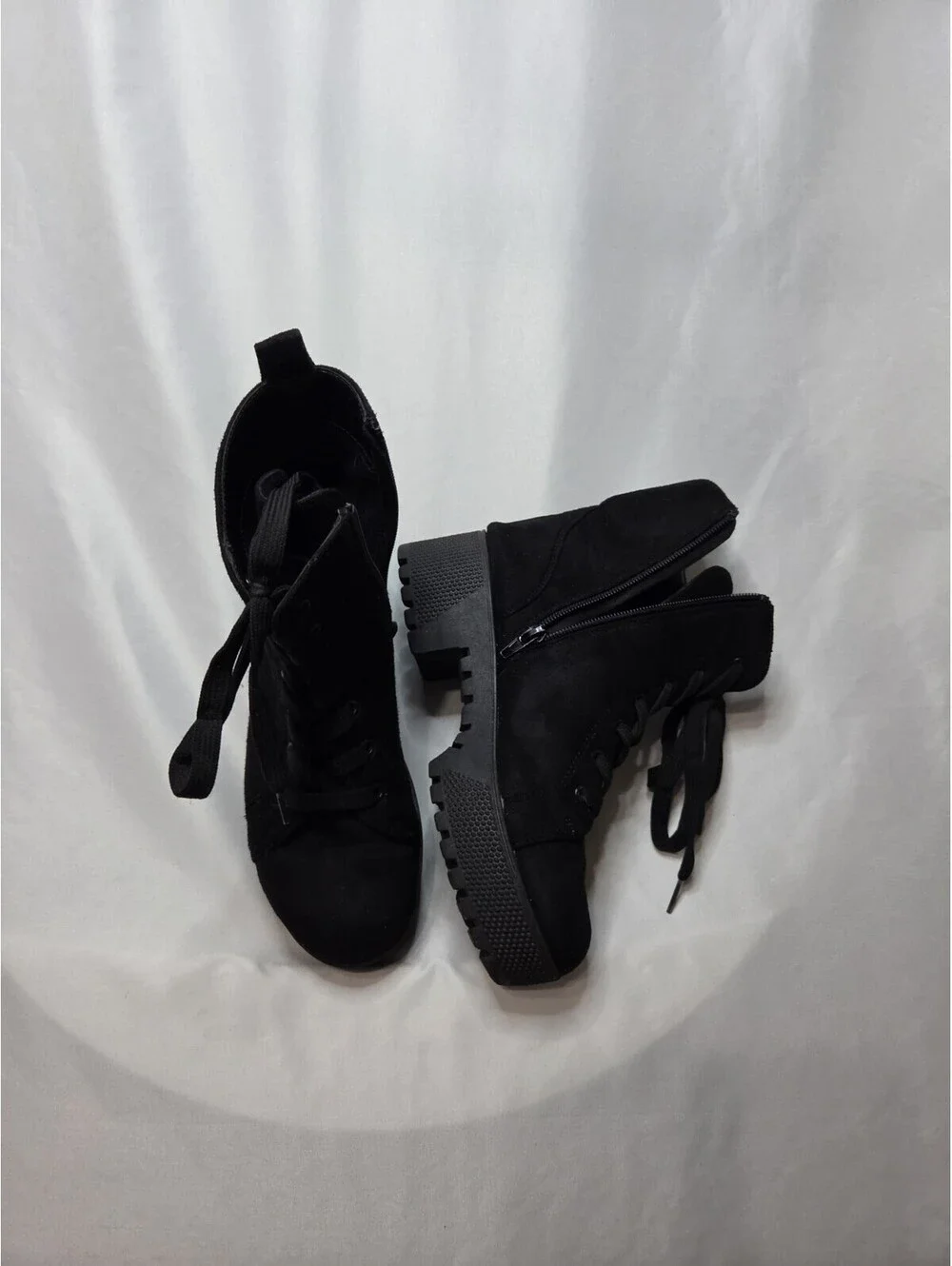 Women’s Black Suede Ankle Bootie Lace-Up Side Zipper Round Toe US 5.5
